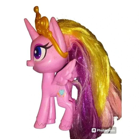 7 Inch Tall Princess Cadence, My Little Pony, Generation 4 - Picture 4 of 6